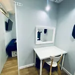 Thruster - Mini Kino, Lobby, Kuchnia, Netflix *