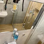 Thruster - Mini Kino, Lobby, Kuchnia, Netflix Hotel *