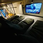 Hotel Thruster - Mini Kino, Lobby, Kuchnia, Netflix Gdynia