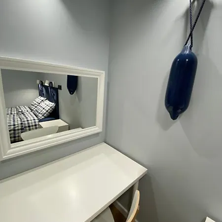 Thruster - Rooms, Kitchen, Chill-out Zone-netflix, Lobby-netflix Hotel Gdyně