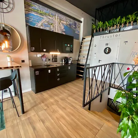 Hotel Thruster - Rooms, Kitchen, Chill-out Zone-netflix, Lobby-netflix