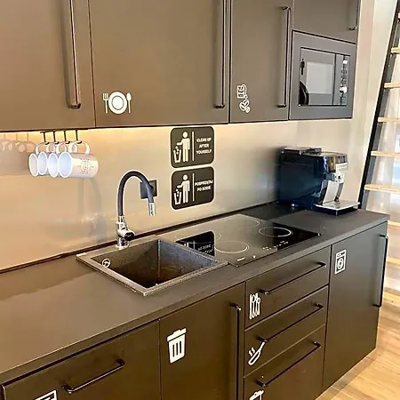 호텔 Thruster - Rooms, Kitchen, Chill-out Zone-netflix, Lobby-netflix