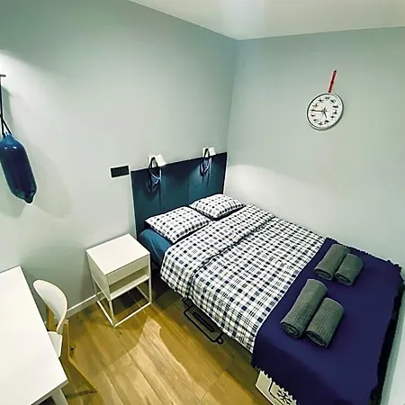 Hotel Thruster - Rooms, Kitchen, Chill-out Zone-netflix, Lobby-netflix *