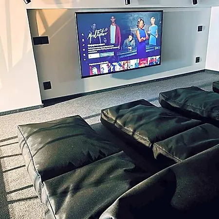 Thruster - Rooms, Kitchen, Chill-out Zone-netflix, Lobby-netflix 호텔 *