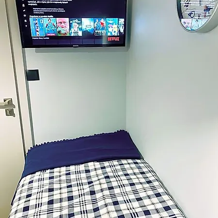 Thruster - Rooms, Kitchen, Chill-out Zone-netflix, Lobby-netflix 호텔