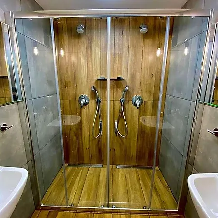 Thruster - Rooms, Kitchen, Chill-out Zone-netflix, Lobby-netflix Hotel