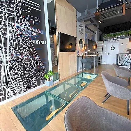 Thruster - Rooms, Kitchen, Chill-out Zone-netflix, Lobby-netflix Hotel *