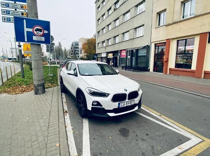 Hotel Thruster - Rooms, Kitchen, Chill-out Zone-netflix, Lobby-netflix