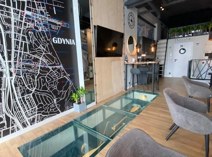 Thruster - Mini Kino, Lobby, Kuchnia, Netflix Hotel